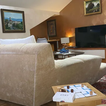 Appartement Apartma House Of Roses Radovljica