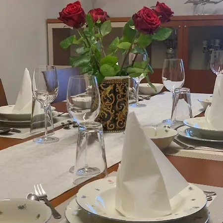Apartma House Of Roses Appartement *